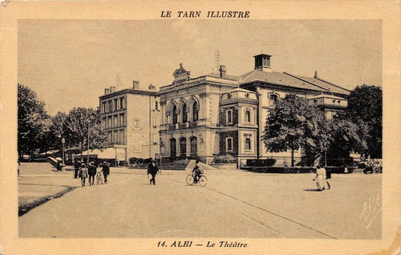 Carte postale ancienne Albi Le Theatre à Albi
