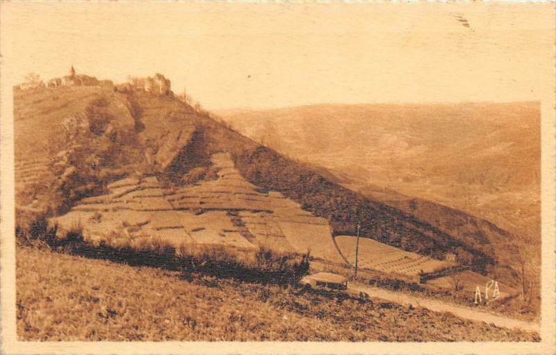 Carte postale ancienne Env.villeneuve Village De Saint Andre