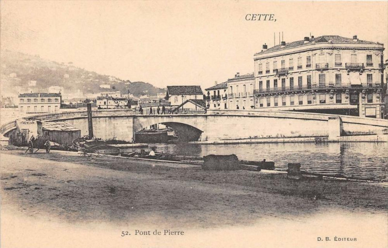 Carte postale ancienne Cette Le Pont De Pierre