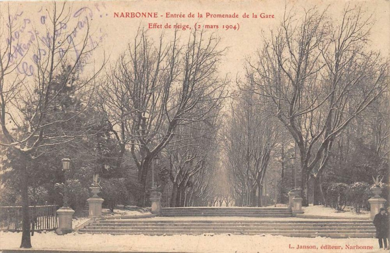 Carte postale ancienne Narbonne Entree De La Promenade De La Gare à Narbonne