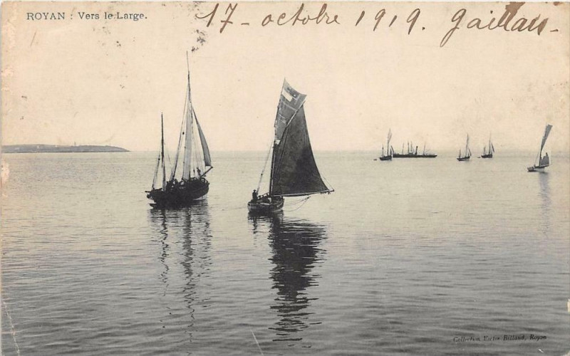 Carte postale ancienne Royan Vers Le Large à Royan