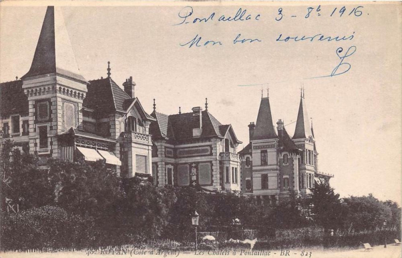 Carte postale ancienne Royan Les Chalets A Pontaillac à Royan