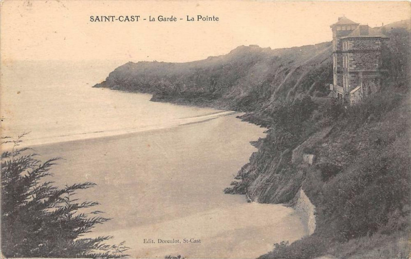 Carte postale ancienne Saint Cast La Garde La Pointe
