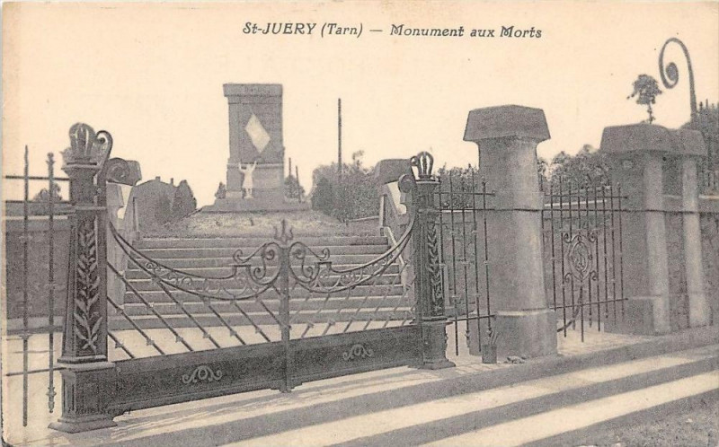 Carte postale ancienne Saint Juery Monument Aux Morts