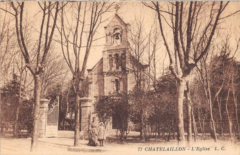 Carte postale ancienne Chatelaillon L'Eglise