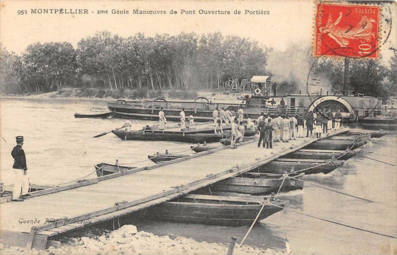 Carte postale ancienne Montpellier 2eme Genie Manoeuvre De Pont Ouverture De Portiere à Montpellier