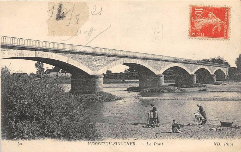 Carte postale ancienne Mennetou Sur Cher Le Pont à Mennetou-sur-Cher