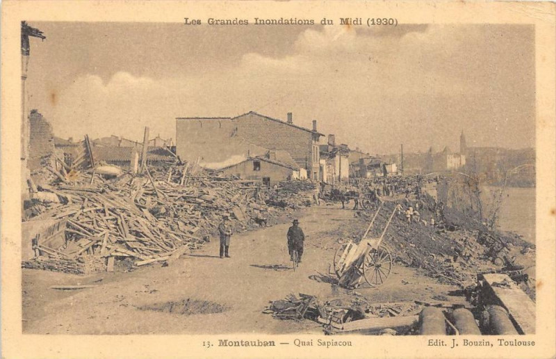 Carte postale ancienne Les Grandes Inondations Du Midi Montauban Quai Sapiacou à Montauban