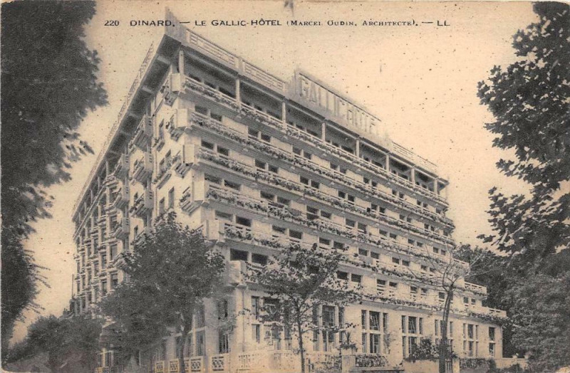 Carte postale ancienne Dinard Le Gallic Hotel à Dinard