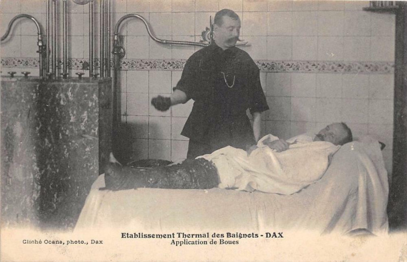 Carte postale ancienne Etablissement Des Baignots Dax Application De Boues à Dax