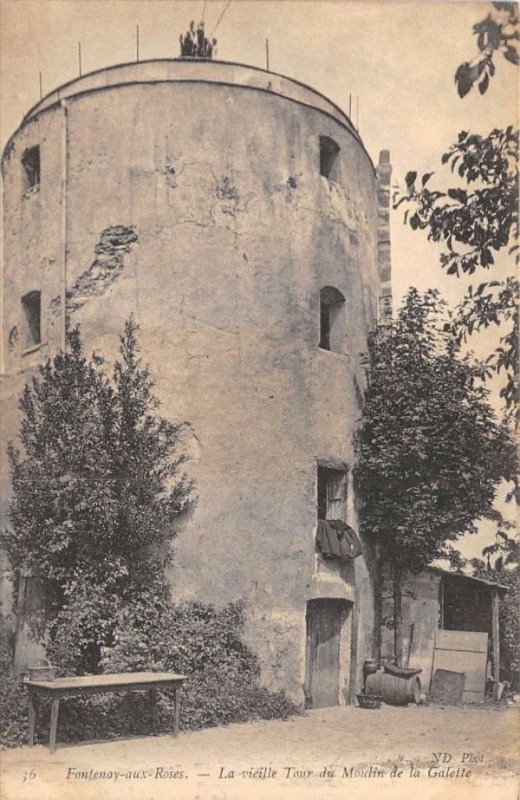 Carte postale ancienne Fontenay Aux Roses La Vieille Tour Du Moulin De La Galette à Fontenay-aux-Roses
