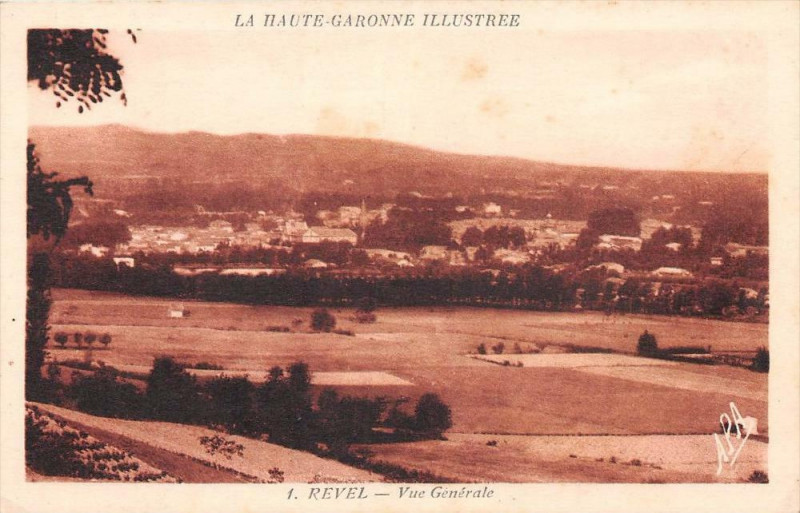 Carte postale ancienne Revel Vue Generale à Revel