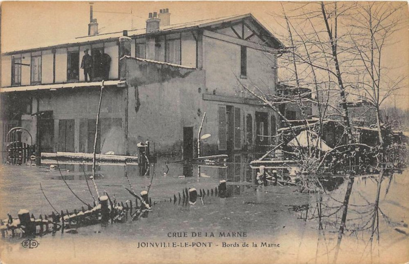 Carte postale ancienne Joinville Le Pont Bords De La Marne à Joinville-le-Pont