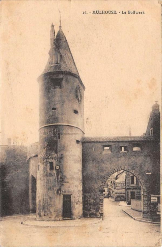 Carte postale ancienne Mulhouse Le Bollwerk à Mulhouse