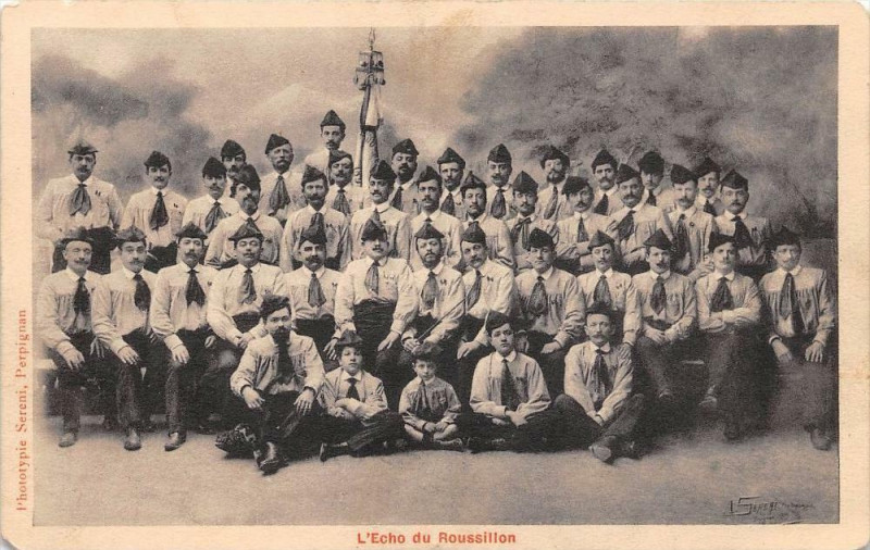 Carte postale ancienne Perpignan Echo Du Roussillon à Perpignan
