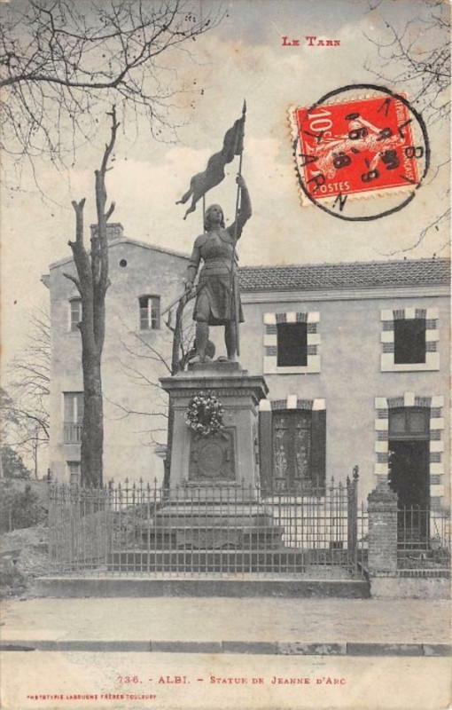Carte postale ancienne Albi Statue De Jeanne D'Arc à Albi