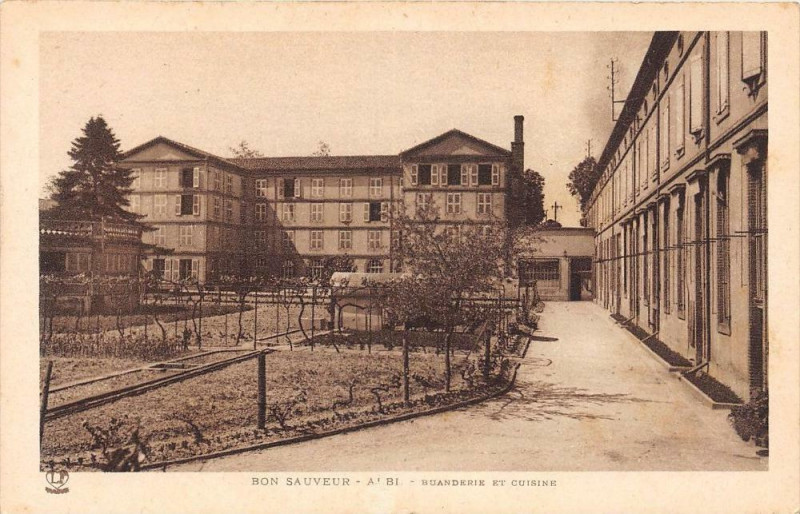 Carte postale ancienne Albi Le Bon Sauveur Buanderie Et Cuisine à Albi