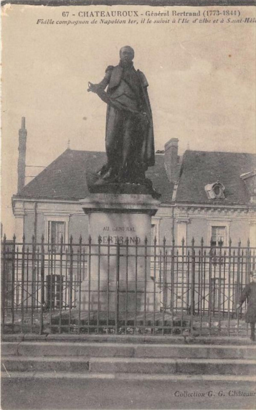 Carte postale ancienne Chateauroux General Bertrand à Châteauroux