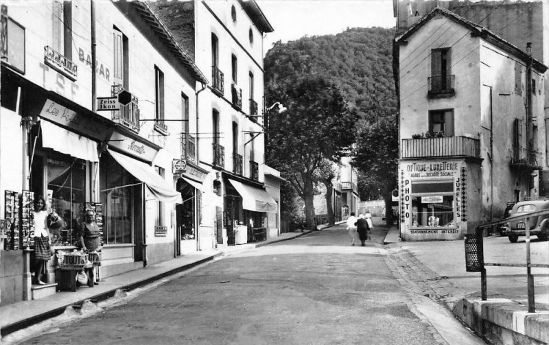 Carte postale ancienne Amelie Rue Des Thermes