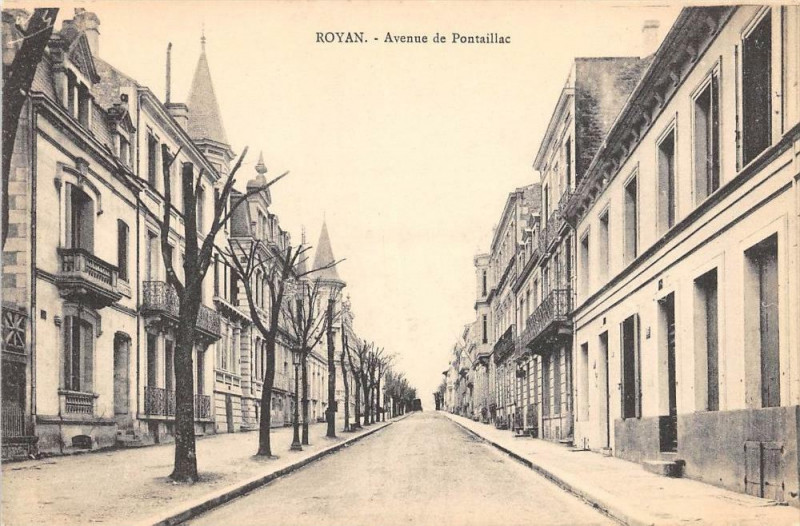 Carte postale ancienne Royan Avenue De Pontaillac à Royan