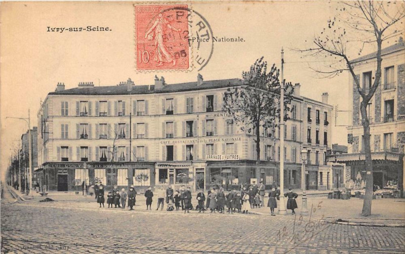 Carte postale ancienne Ivry Sur Seine Place Nationale à Ivry-sur-Seine