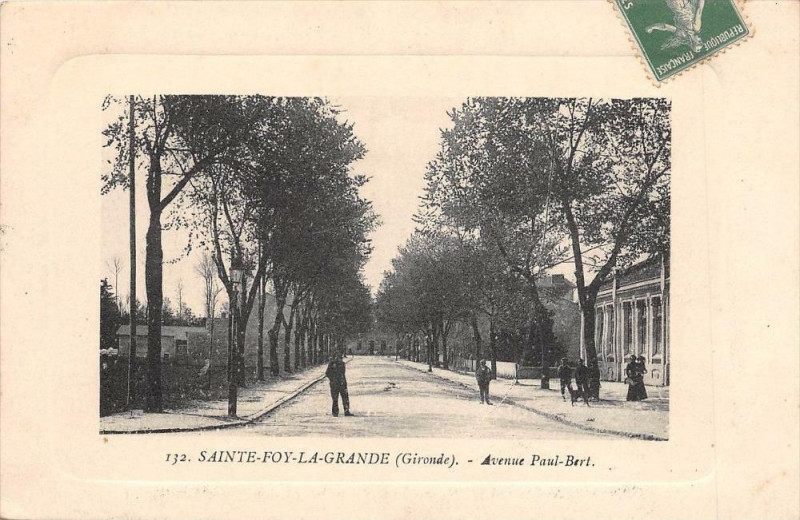 Carte postale ancienne Sainte Foy Avenue Paul Bert