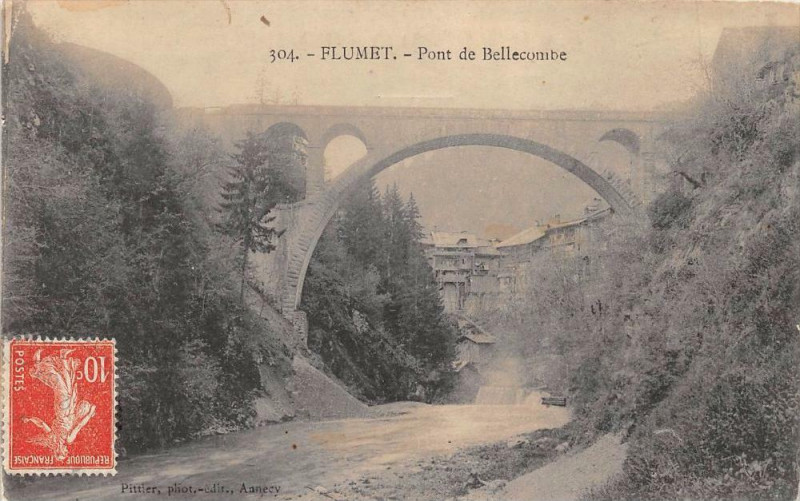 Carte postale ancienne Flumet Pont De Bellecombe à Flumet