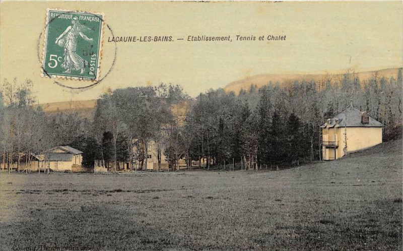 Carte postale ancienne Lacaune Les Bains Etablissement Tennis Et Chalet (cpa émaillée à Lacaune