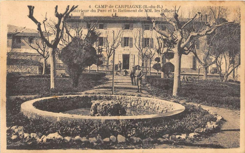 Carte postale ancienne Camp De Carpiagne Interieur Du Parc