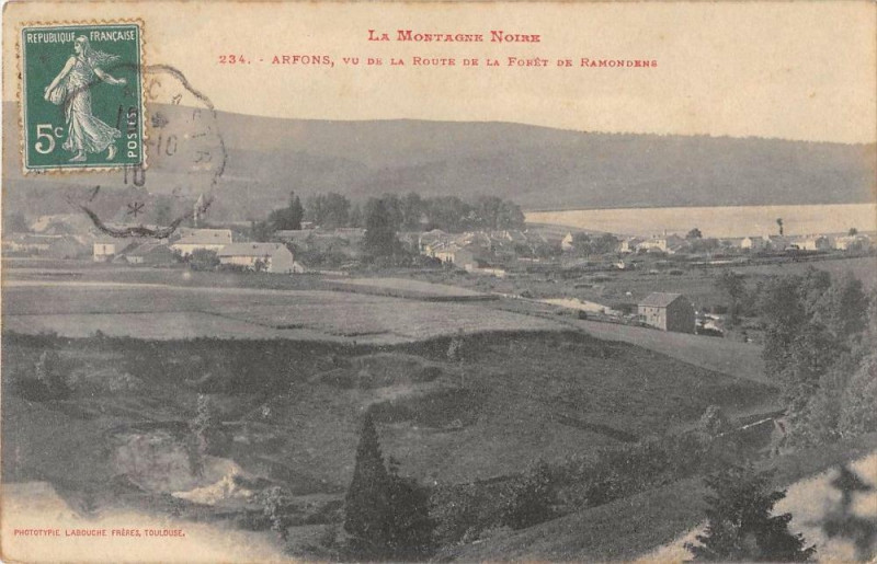 Carte postale ancienne Arfons Vu De La Route De La Foret De Ramondes à Arfons