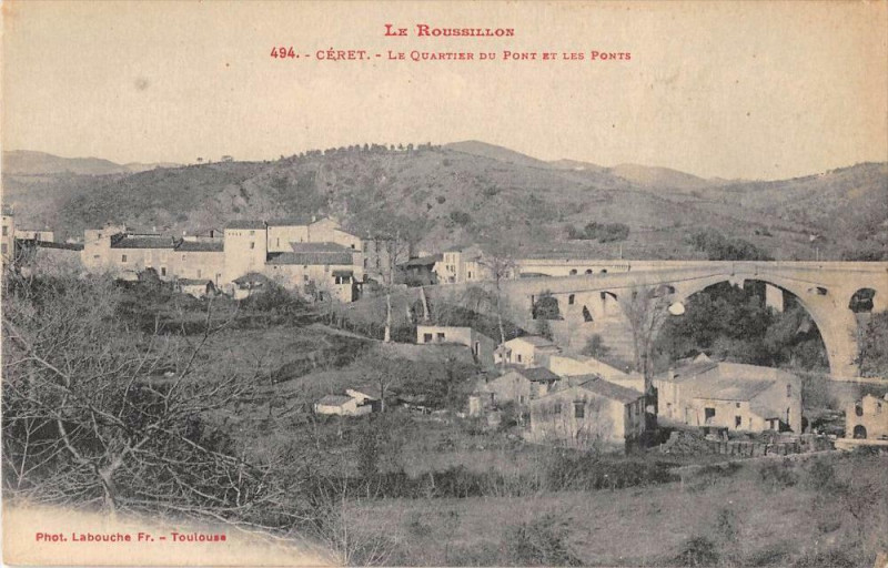 Carte postale ancienne Ceret Le Quartier Du Pont Et Les Ponts à Céret