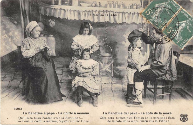 Carte postale ancienne Types Catalans La Baretina Del Pare La Cofa De La Mare