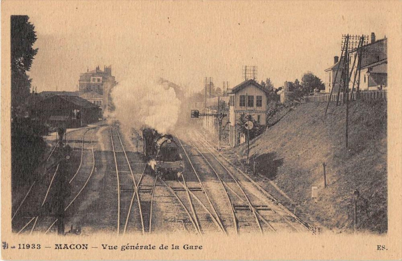 Carte postale ancienne Macon Vue Generale De La Gare (Train à Mâcon