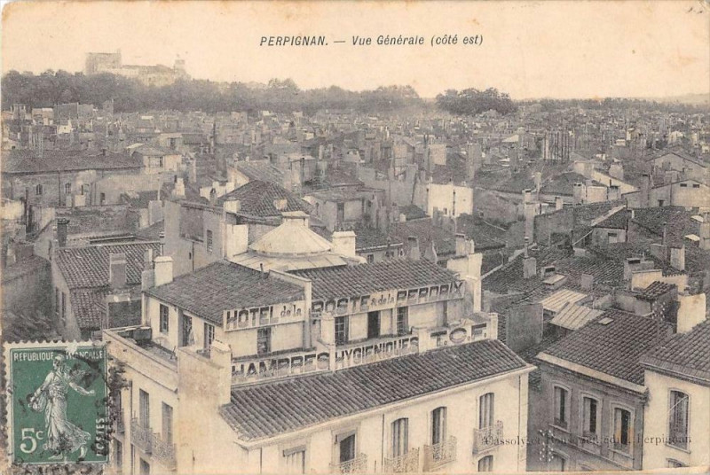 Carte postale ancienne Perpignan Vue Generale Cote Est à Perpignan