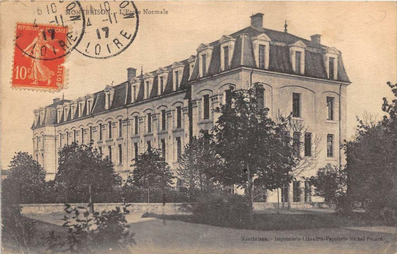 Carte postale ancienne Montrond L'Ecole Normale