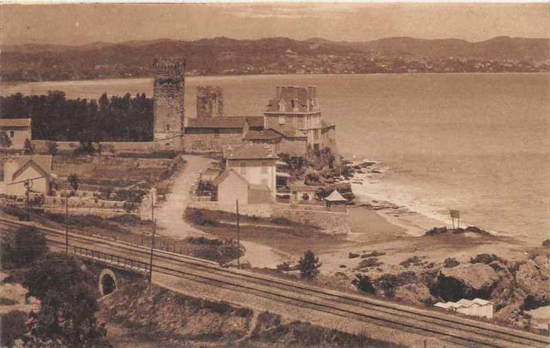 Carte postale ancienne La Napoule Le Chateau