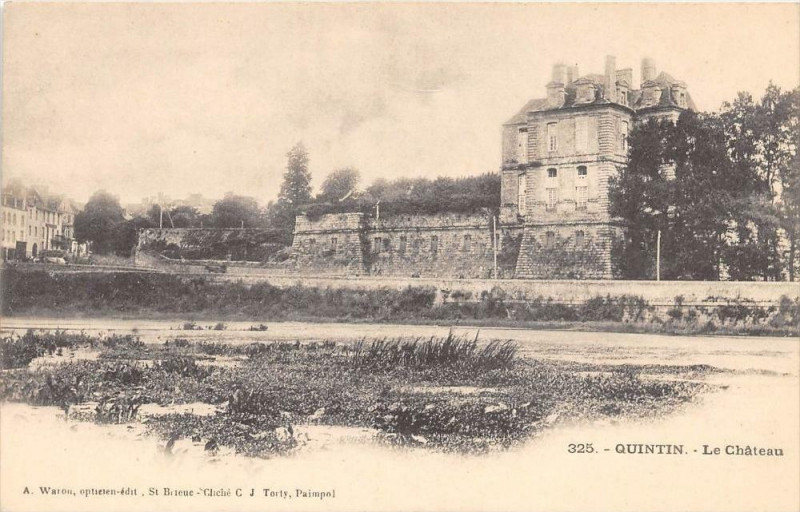 Carte postale ancienne Quintin Le Chateau (dos non divisé) à Quintin