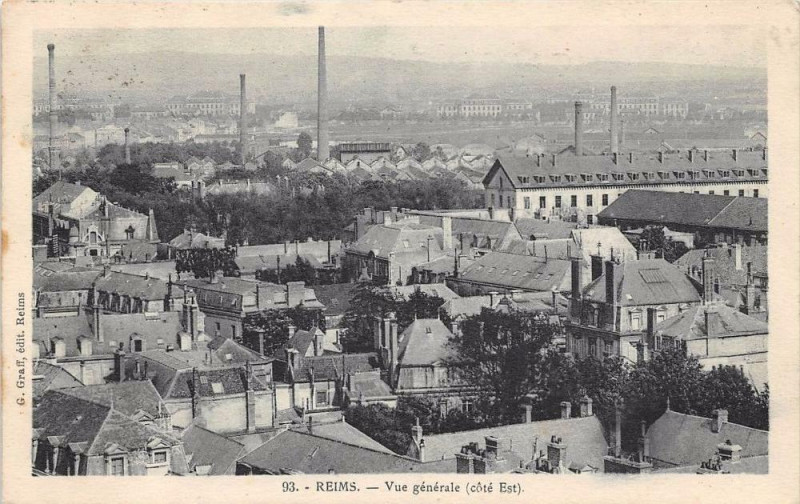 Carte postale ancienne Reims Vue Generale Cote Est à Reims