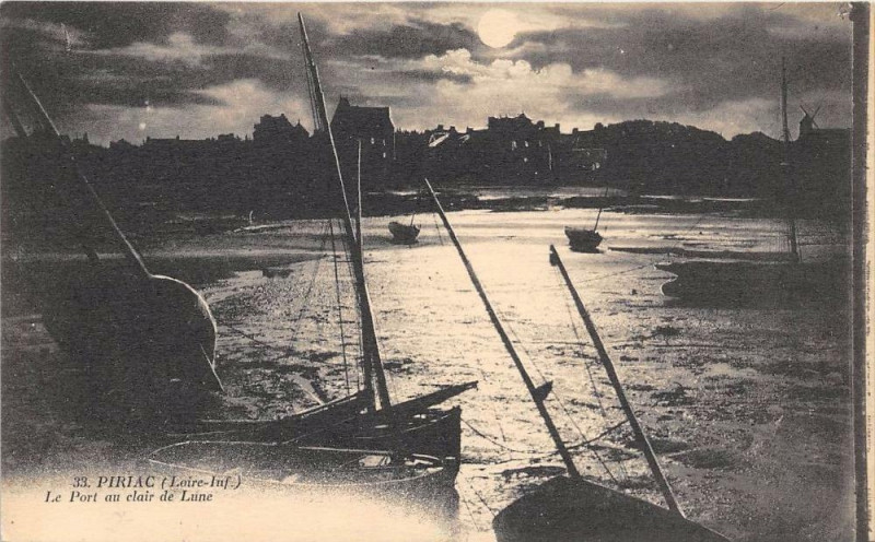 Carte postale ancienne Piriac Le Port Au Clair De Lune