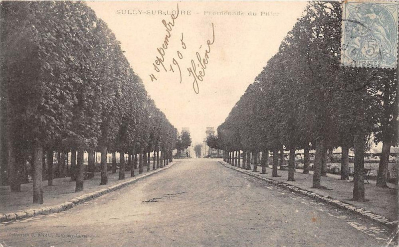 Carte postale ancienne Sully Sur Loire Promenade Du Pilier à Sully-sur-Loire