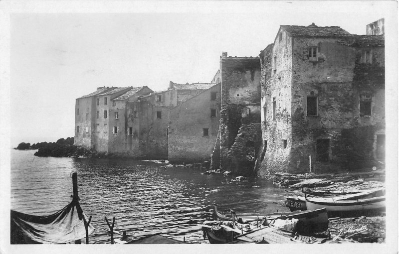Carte postale ancienne 20 Corse Erbalunga Le Nid Des Peintres