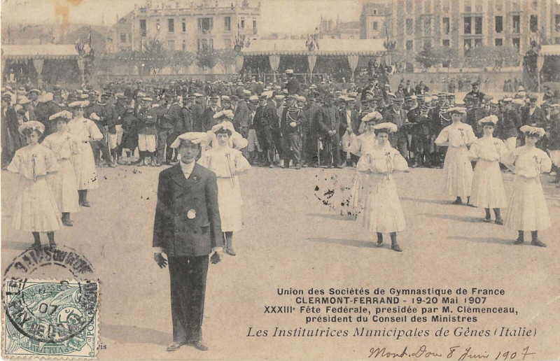 Carte postale ancienne Clermont Ferrand Union Societe Gymnastique Les Institutrices Municipales à Clermont-Ferrand