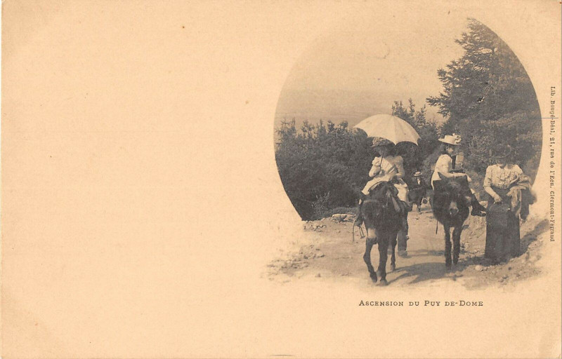 Carte postale ancienne Ascension Du Puy De Dome (dos non divisé)