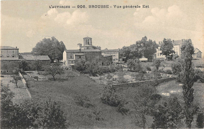 Carte postale ancienne Brousse Vue Generale Est à Brousse