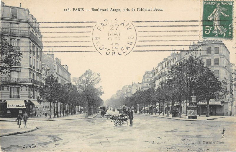 Carte postale ancienne Boulevard Arago, pris de l'Hôpital Broca à Paris 13e