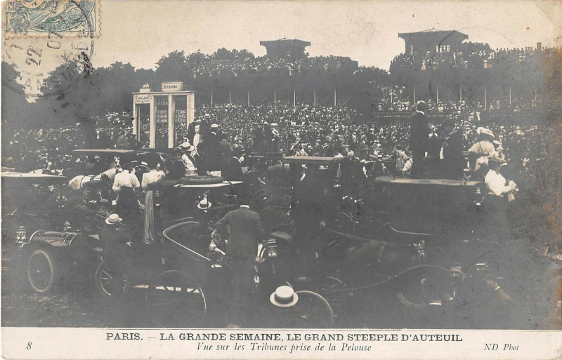 Carte postale ancienne Paris La Gde Semaine Le Grand Steeple D'Auteuil Vue Tribunes De Pelouse à Paris