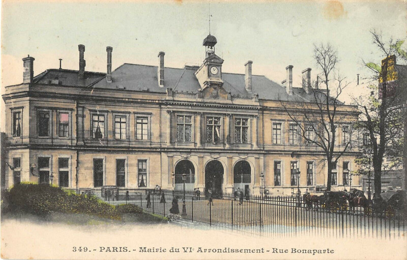 Carte postale ancienne Paris VIe Mairie Du VIe arrt Rue Bonaparte à Paris 6e
