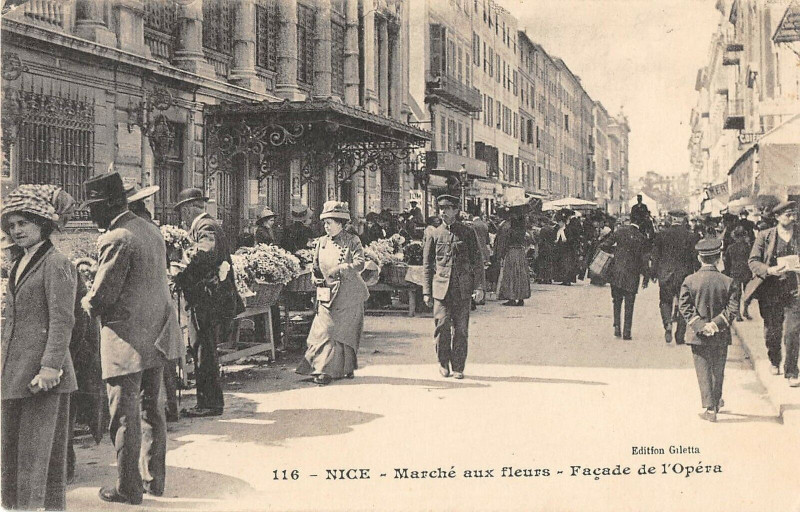 Carte postale ancienne Nice Marche Aux Fleurs Facade Opera à Nice