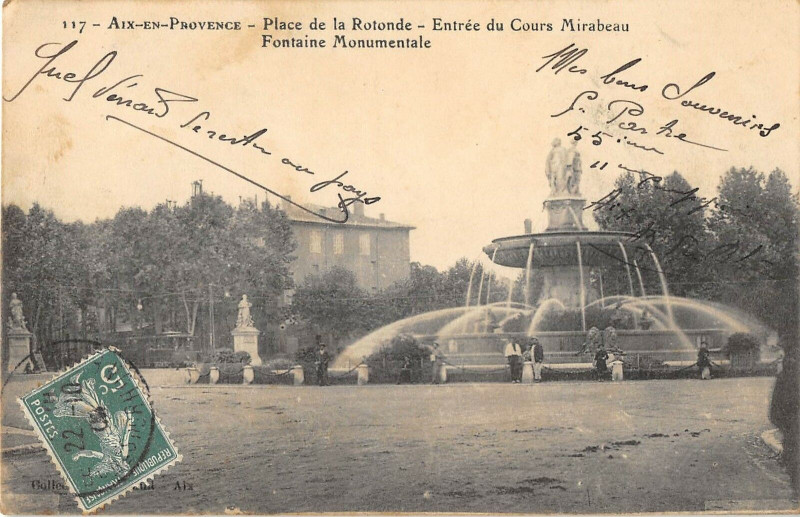 Carte postale ancienne Aix En Provence Place De La Rotonde Entree Du Cours Mirabeau à Aix-en-Provence