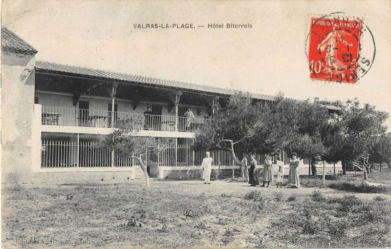Carte postale ancienne Valras La Plage Hotel Biterrois (autre cliché